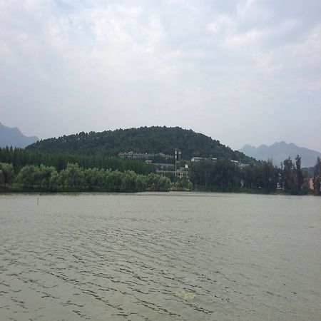 ג'אוצ'ינג Shanshui Fashion Hotel Paifang Park מראה חיצוני תמונה
