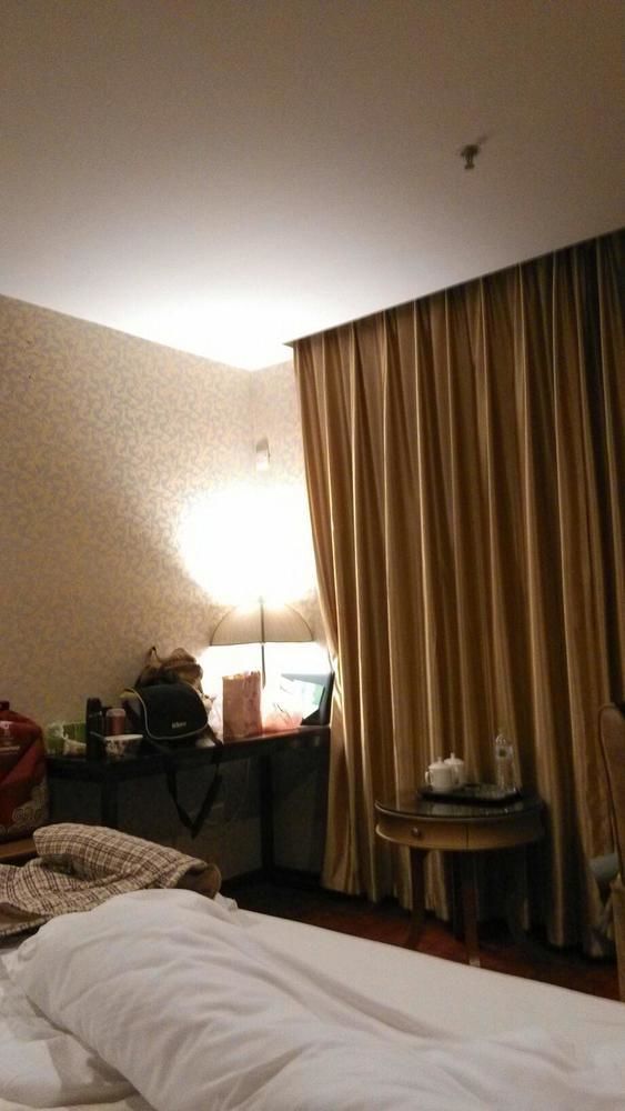 ג'אוצ'ינג Shanshui Fashion Hotel Paifang Park מראה חיצוני תמונה