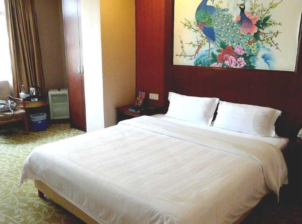 ג'אוצ'ינג Shanshui Fashion Hotel Paifang Park מראה חיצוני תמונה