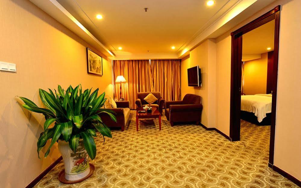 ג'אוצ'ינג Shanshui Fashion Hotel Paifang Park מראה חיצוני תמונה